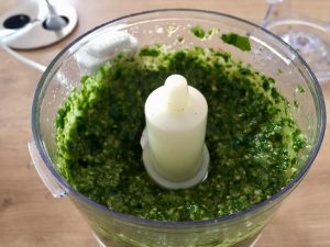 Bärlauch Pesto vegan Zubereitung